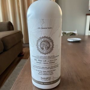 NEW & SEALED 2XL TWEAK’D BY NATURE 1 liter bottle SHAMPOO ❤️
